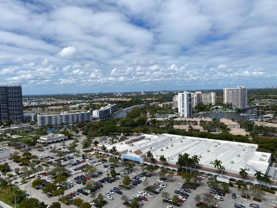 Miami Beach 1B/1B Incredible View Apartment With Kitchen Hallandale Beach Bagian luar foto